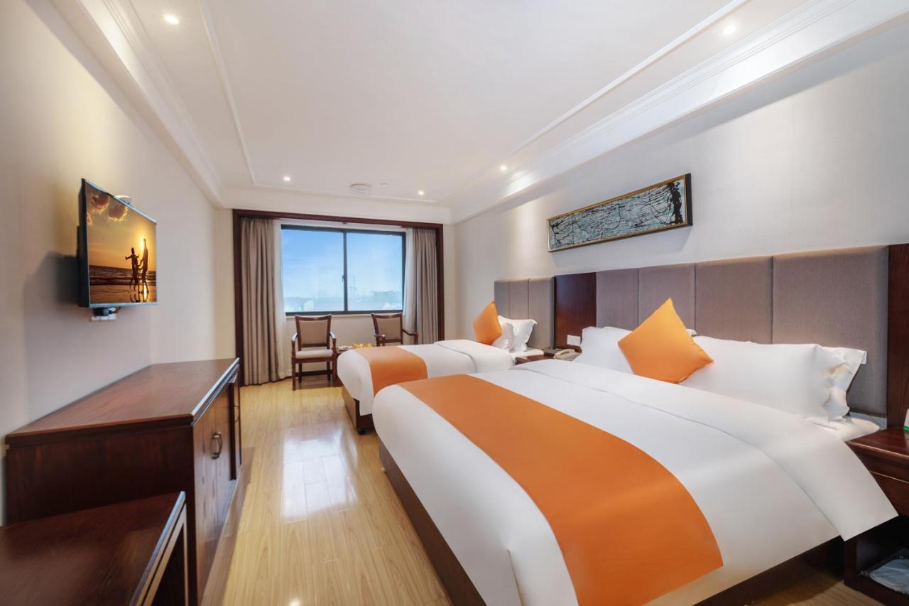 Huzhou Wealth Hotel Eksteriør billede