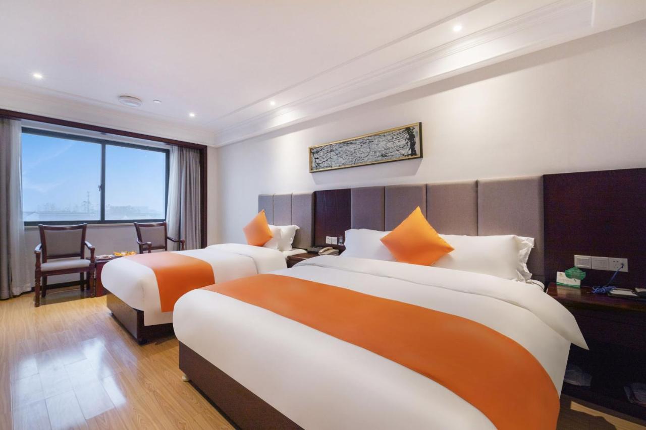 Huzhou Wealth Hotel Eksteriør billede