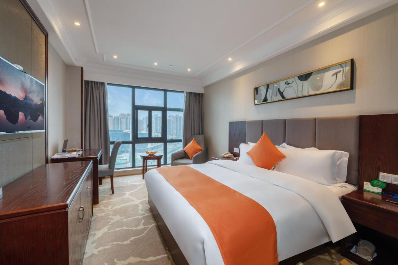 Huzhou Wealth Hotel Eksteriør billede