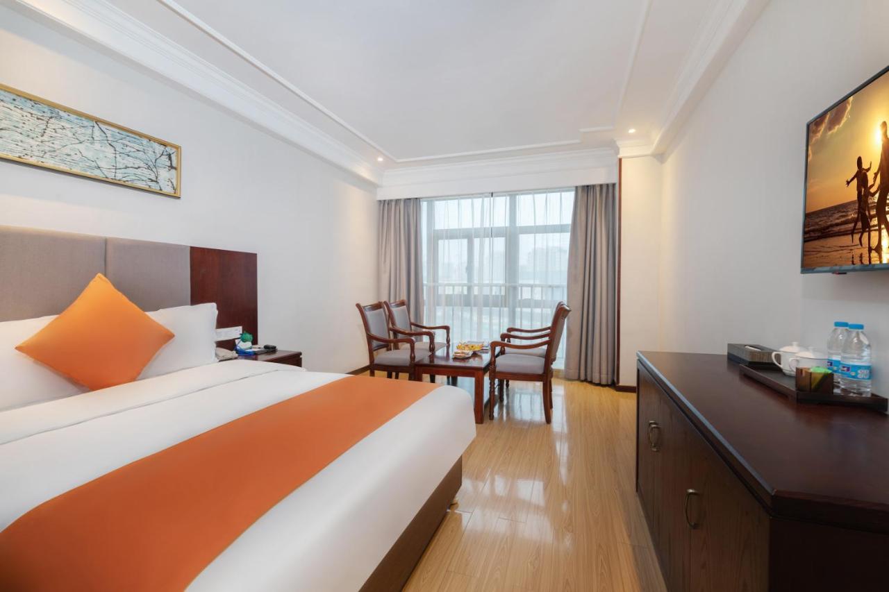 Huzhou Wealth Hotel Eksteriør billede