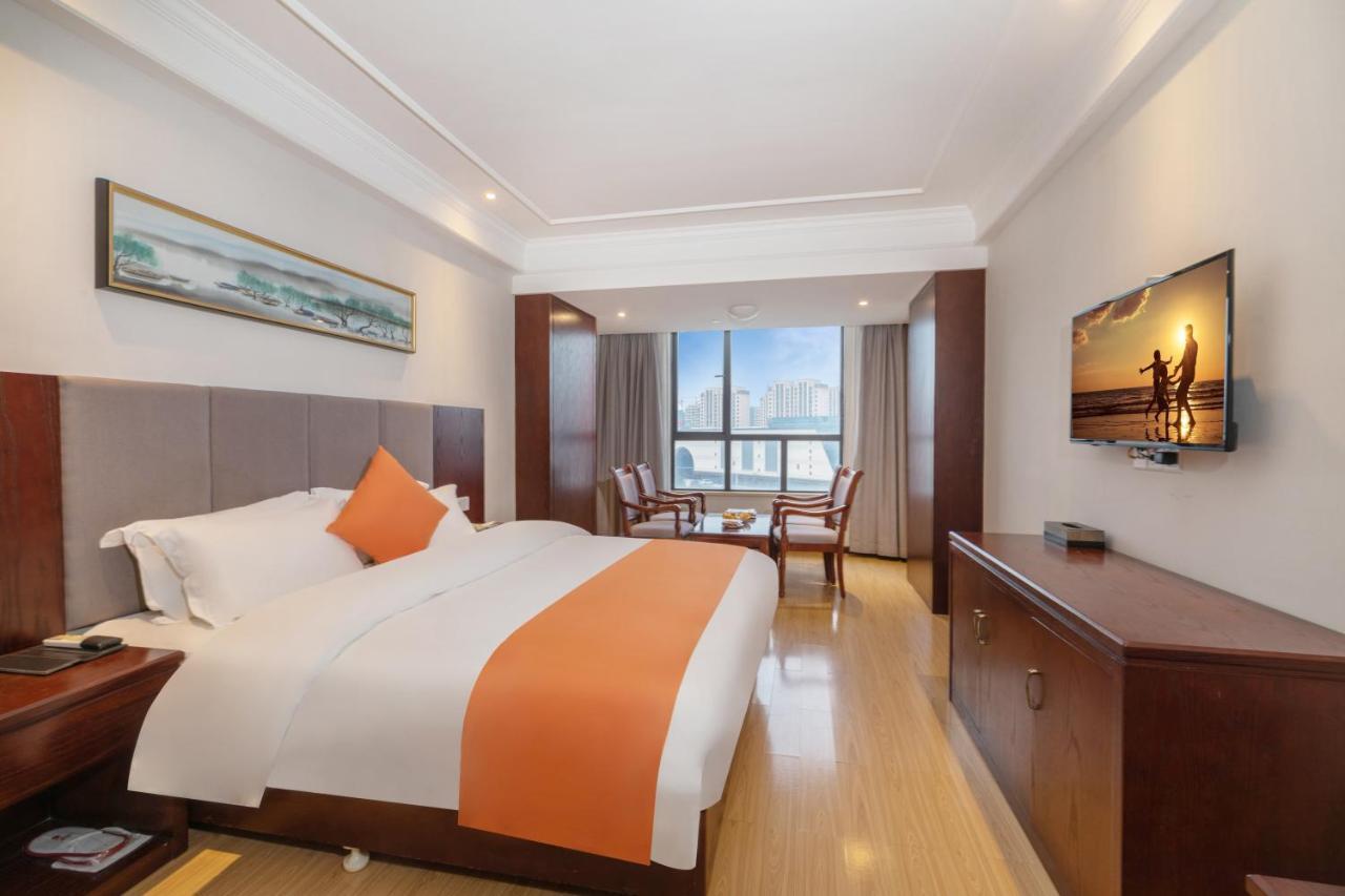 Huzhou Wealth Hotel Eksteriør billede